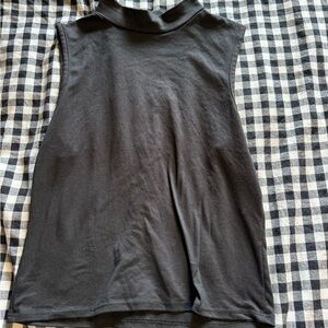 Black Sleeveless Women's Top